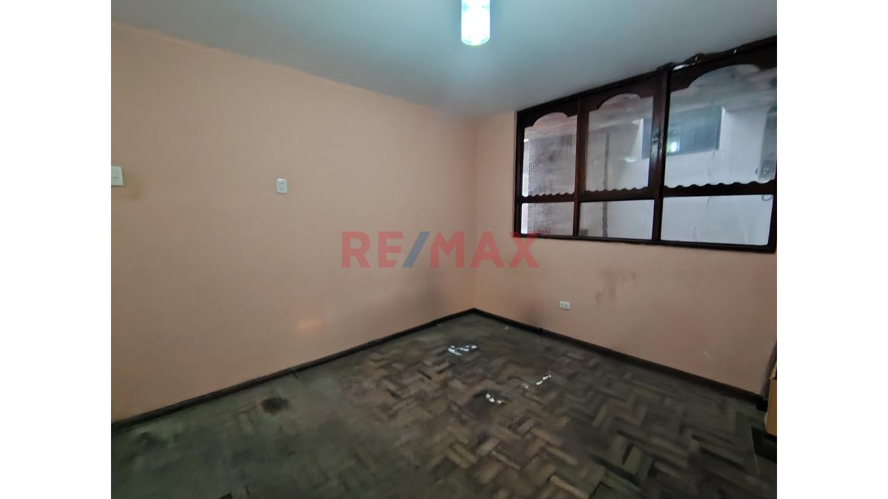 Casa En Esquina 168M2 03Pisos Zona B San Juan De Miraflores — foto 11