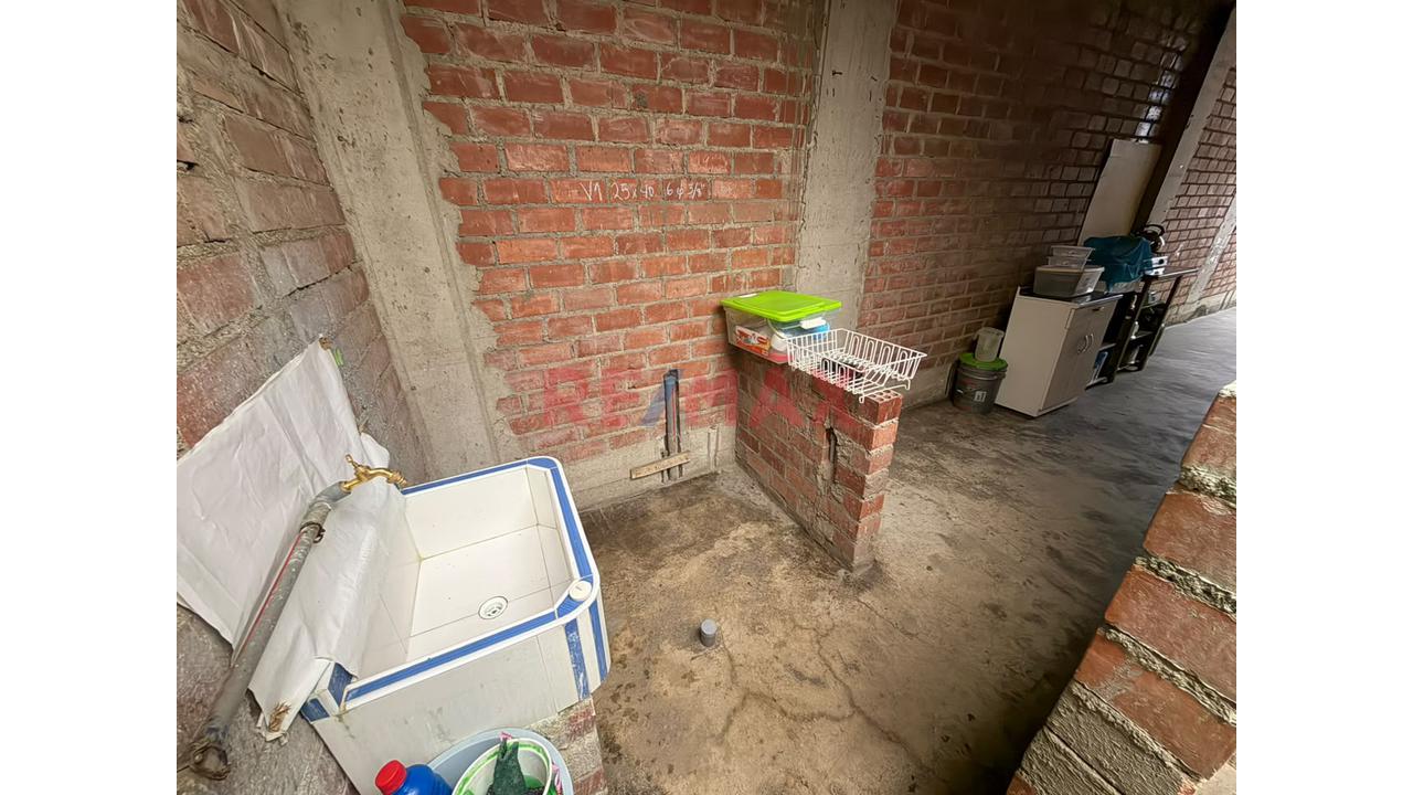Casa En Venta Gran Oportunidad De Inversión En Carapongo – 200 M² De Terreno Con 180 M² Construido - 13