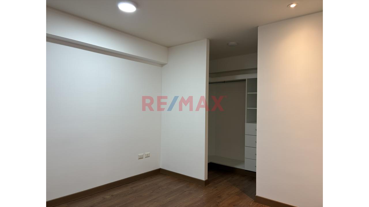 Alquiler De Departamento En Lince Limite Con San Isidro — foto 5