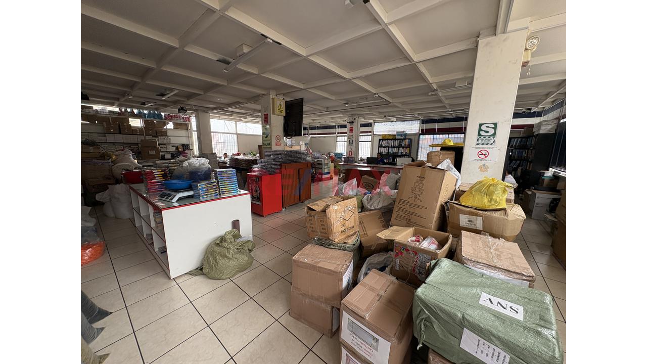 Venta De Local Comercial De 2 Pisos + Azotea | 633 M² | Esquina En Paruro Cdra 9– Cercado De Lima — foto 5