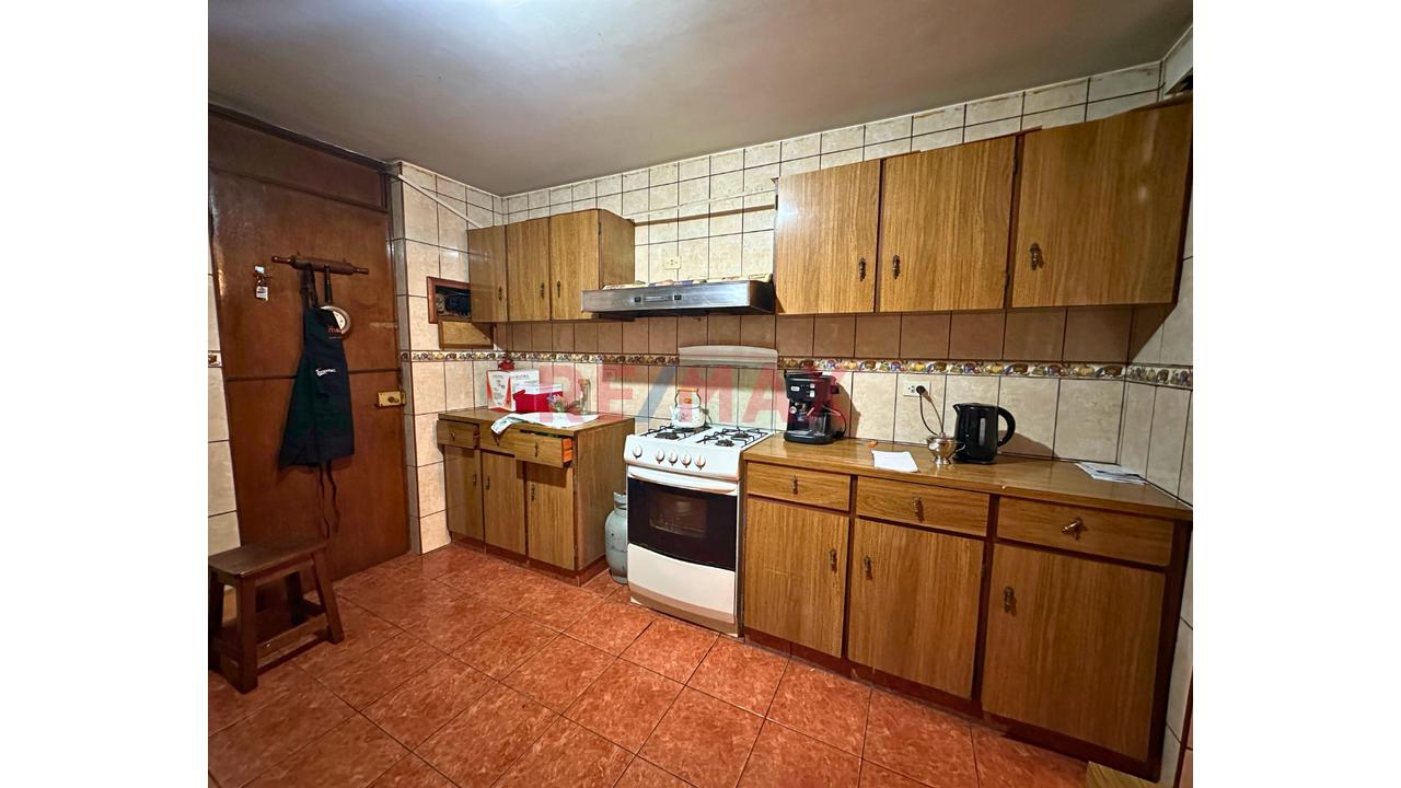 Casa Comercial En Alquiler - 15