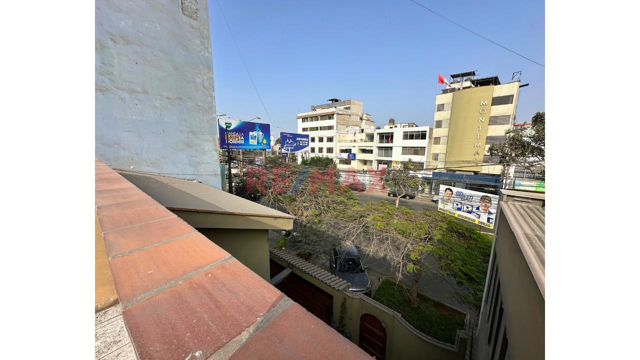 Casa Comercial En Alquiler - 9