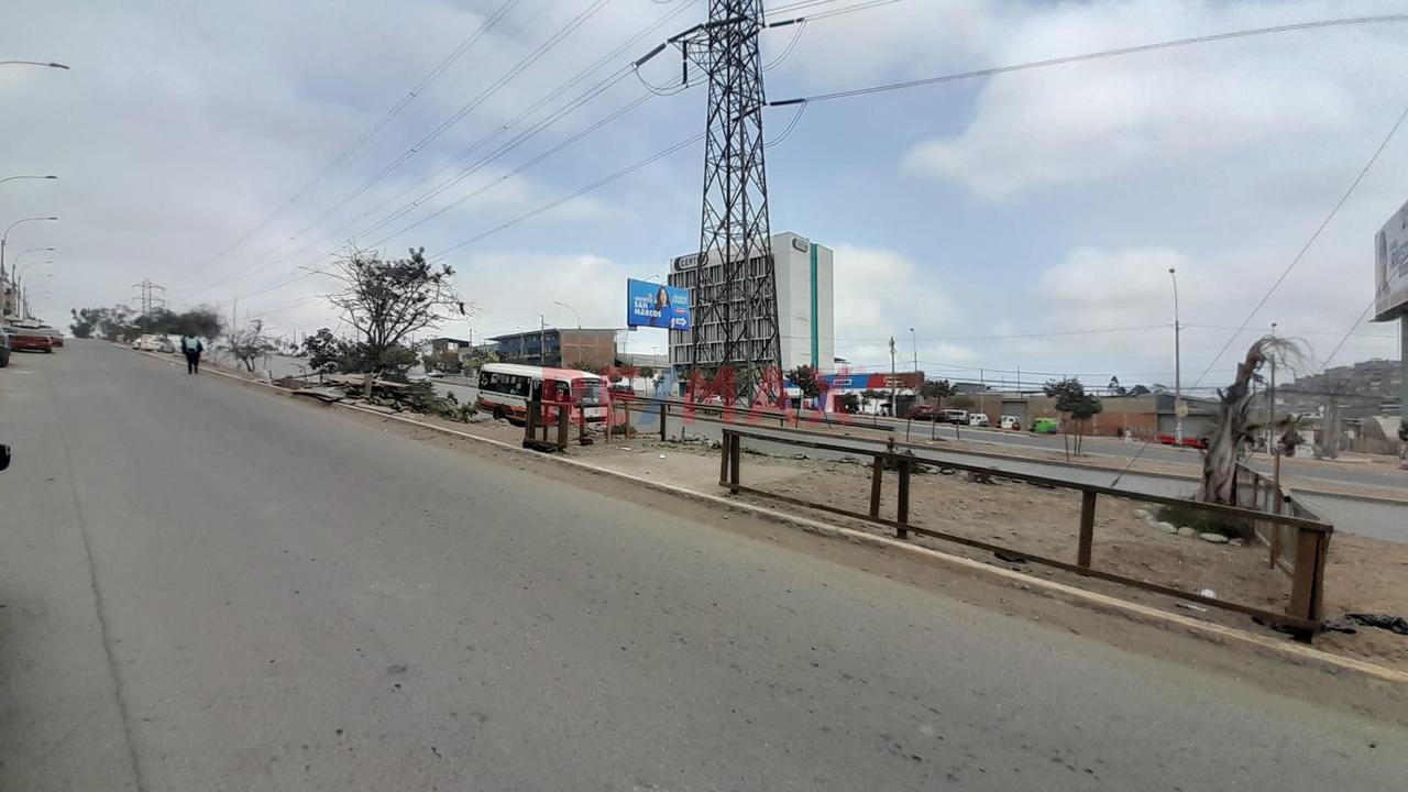 Venta De Casa Comercial En Vmt - 15