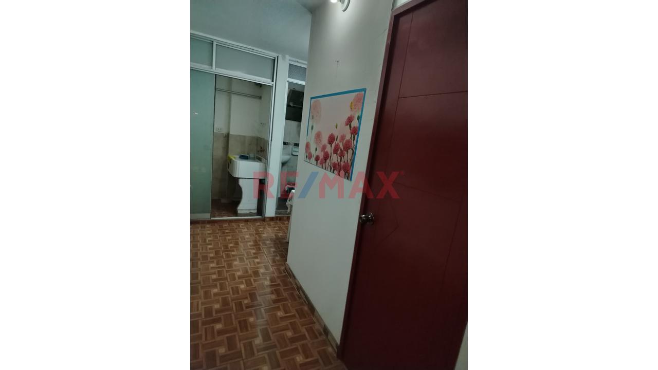 Venta De Casa Comercial En Vmt - 3