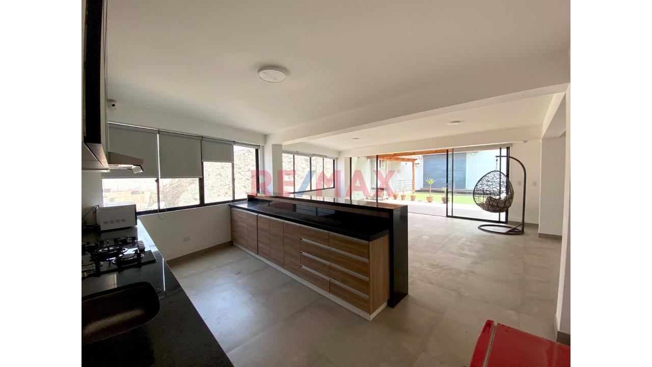 Vendo Hermosa Casa C/ Piscina, Urb. Las Terrazas De Caraponguillo Etp.3, Chosica - 9
