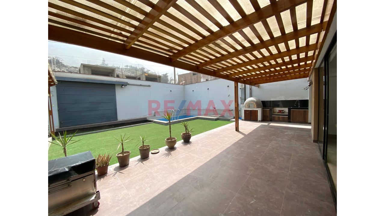 Vendo Hermosa Casa C/ Piscina, Urb. Las Terrazas De Caraponguillo Etp.3, Chosica - 12