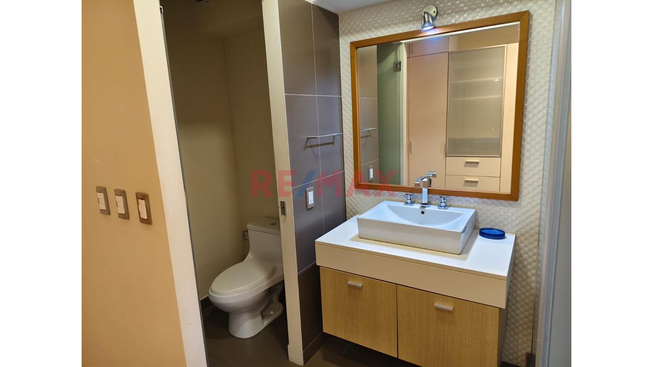 Alquiler De Moderno Departamento Amoblado De 1 Dormitorio Con Cochera | Francisco Del Castillo – Barranco — foto 9
