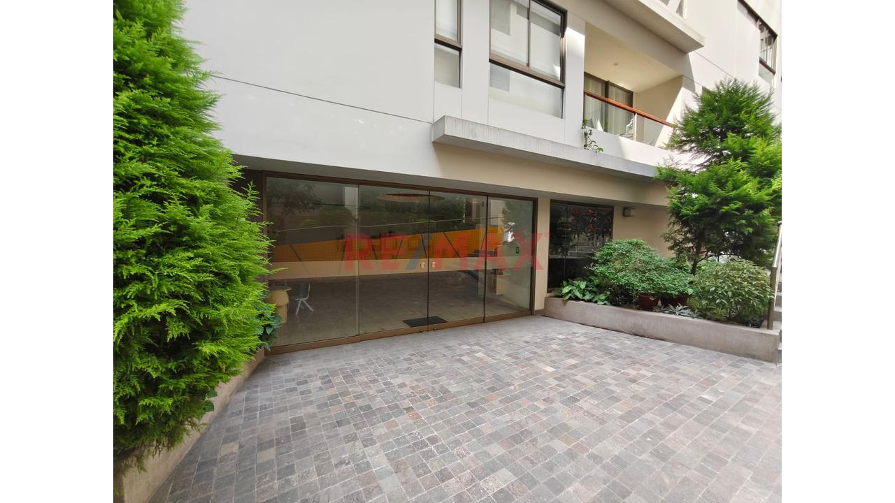 Alquiler De Moderno Departamento Amoblado De 1 Dormitorio Con Cochera | Francisco Del Castillo – Barranco — foto 13