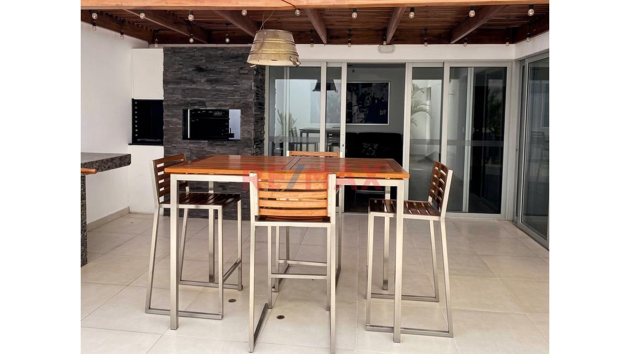 Venta De Elegante Departamento Amoblado En San Isidro 1Er Piso — foto 4