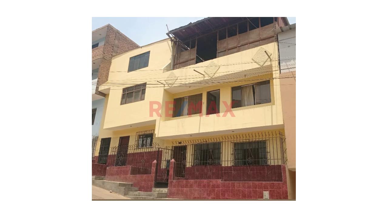 🏡 Venta De Casa De 2 Pisos En Independencia