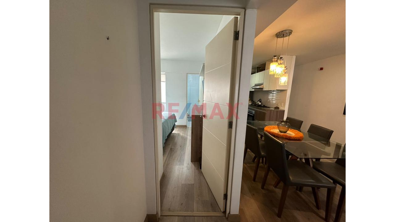 Alquilo Acogedor Departamento Amoblado En Av. Sergio Bernales — foto 2
