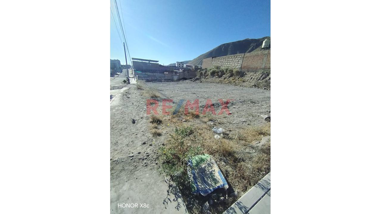 Vendo Terreno En Apipa En Esquina A Solo Una Cuadra De La Carretera Yura — foto 5