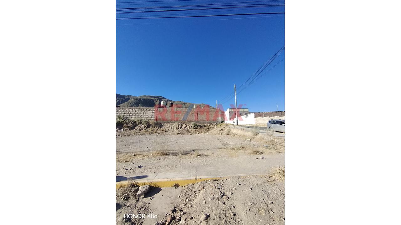 Vendo Terreno En Apipa En Esquina A Solo Una Cuadra De La Carretera Yura — foto 4