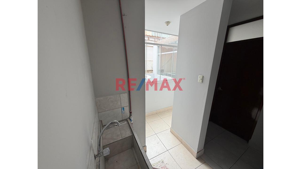 Alquiler De Departamento Zona Centrica — foto 9
