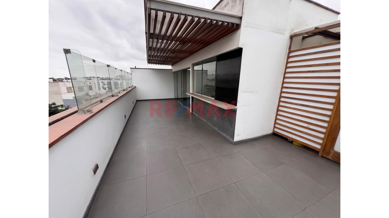 Venta De Duplex En Urb Monterrico Chico Sur En Surco — foto 12