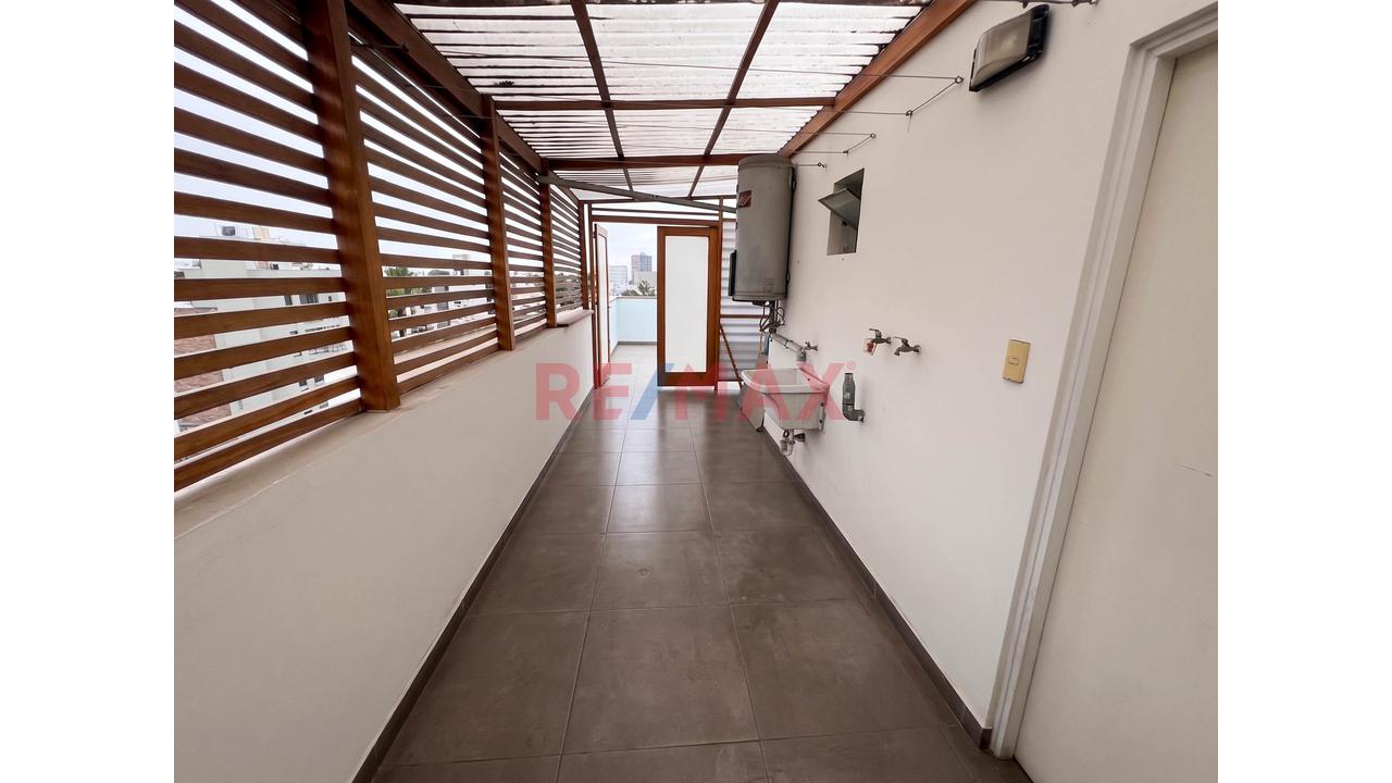 Venta De Duplex En Urb Monterrico Chico Sur En Surco — foto 4