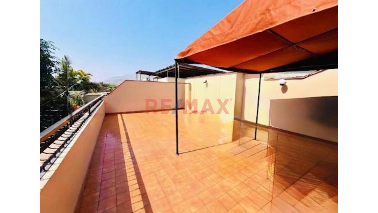 Venta Dúplex Tipo Casita Con Terreza Y Vista Al Parque La Molina - 14