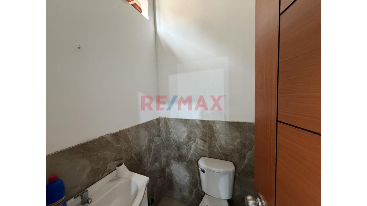 Se Alquila Amplio Local Comercial - 10