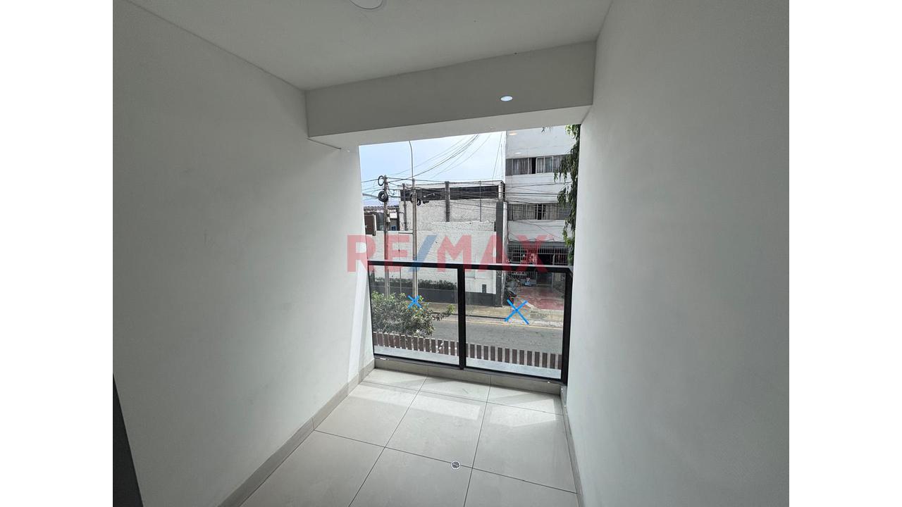Venta Dpto. Miraflores — foto 2