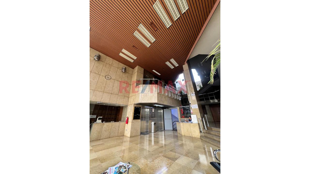 Vendo Exclusiva Oficia Empresrial San Isidro - 5