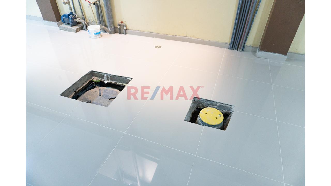 🏡 Venta Casa Comercial 2 Pisos + Azotea - 5