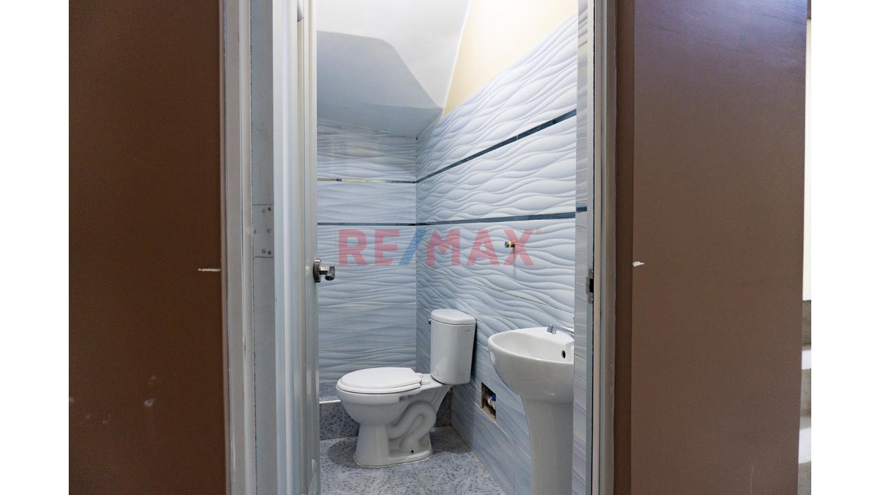 🏡 Venta Casa Comercial 2 Pisos + Azotea - 4