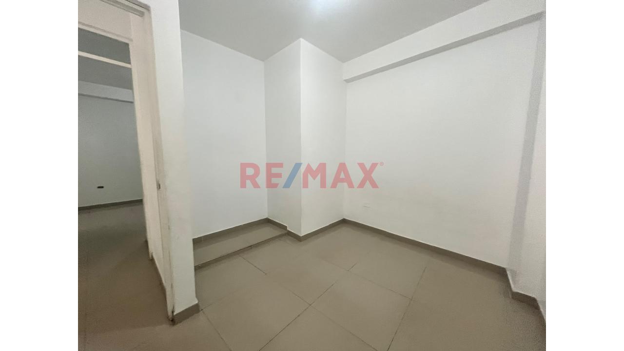 ¡Amplio Departamento En Venta En Ate Vitarte! — foto 2