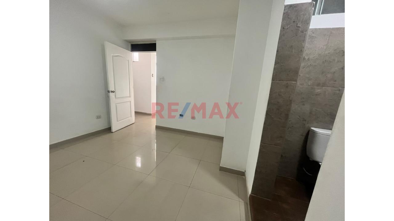 ¡Amplio Departamento En Venta En Ate Vitarte! — foto 7