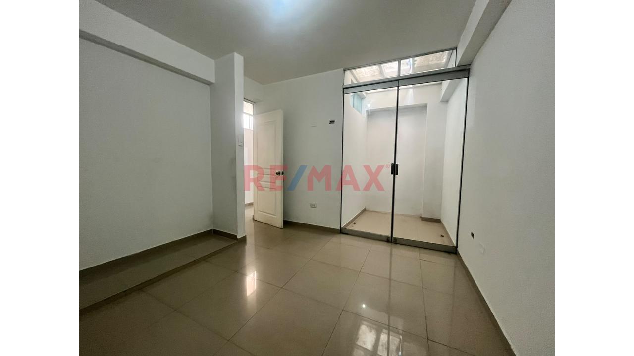 ¡Amplio Departamento En Venta En Ate Vitarte! — foto 11