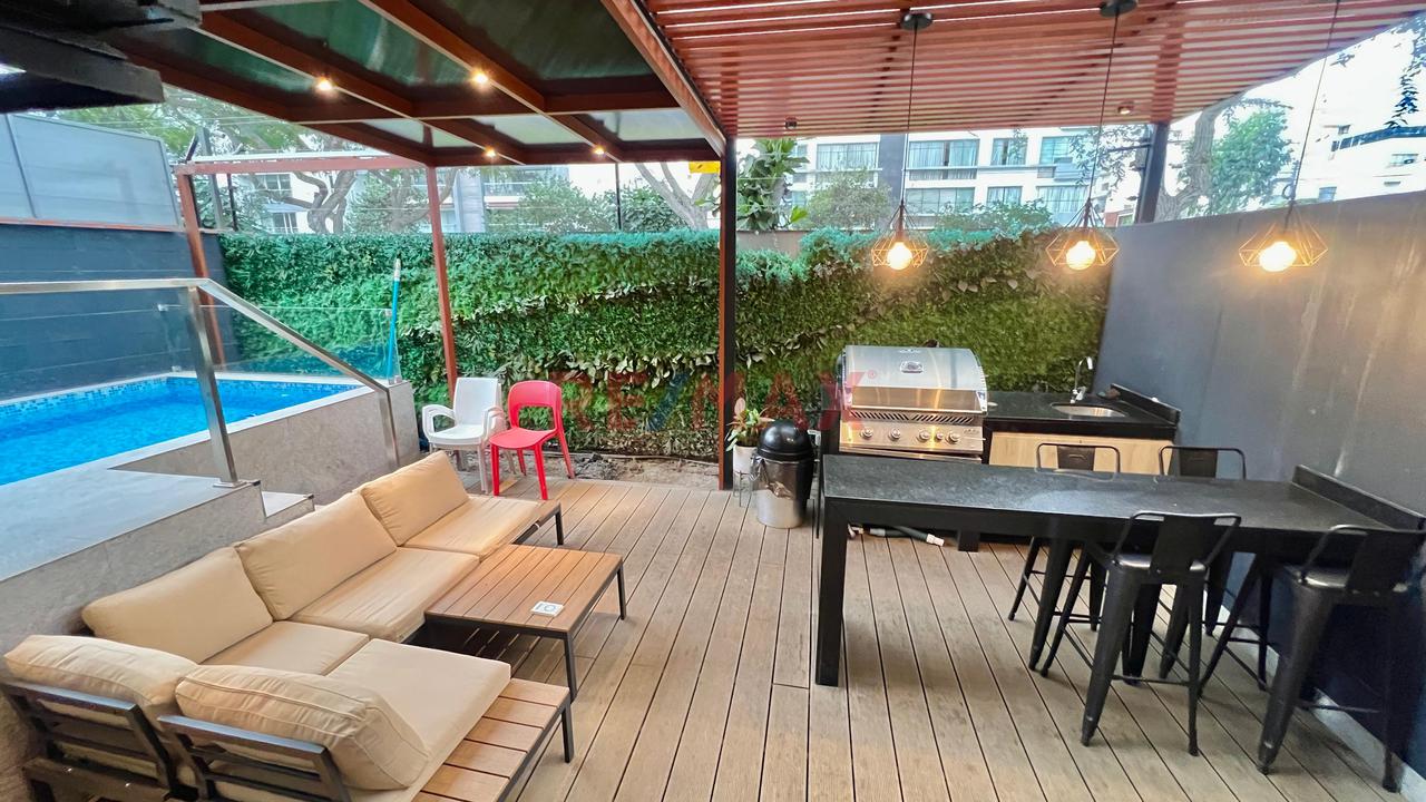 ✨ Exclusivo Departamento Con Piscina Privada En La Aurora – Miraflores