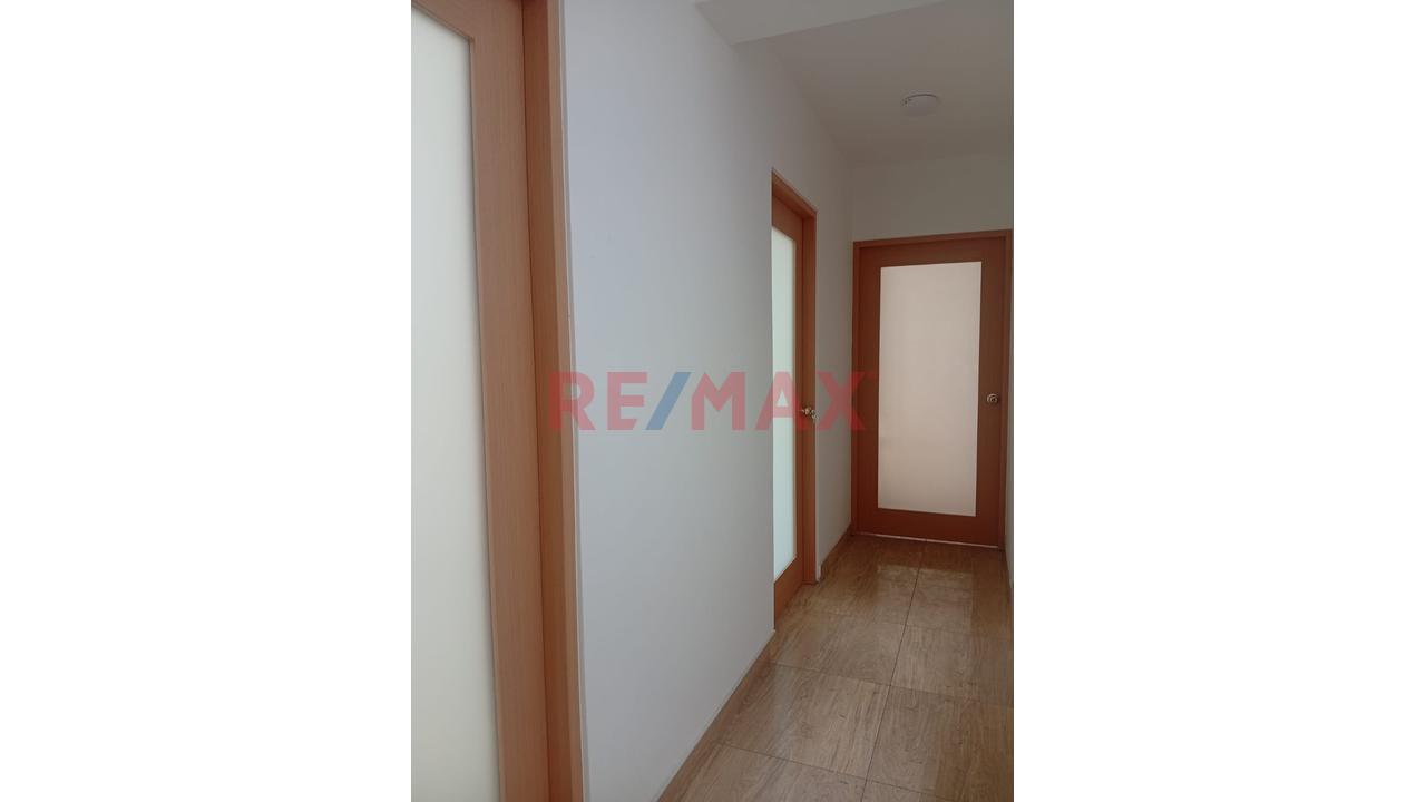 Hermoso Departamento En Venta Ubicado Entre 2 Avenidas Importantescomo La Avenida Carlos Izaguirre Y La Avenida Santa Rosa — foto 3