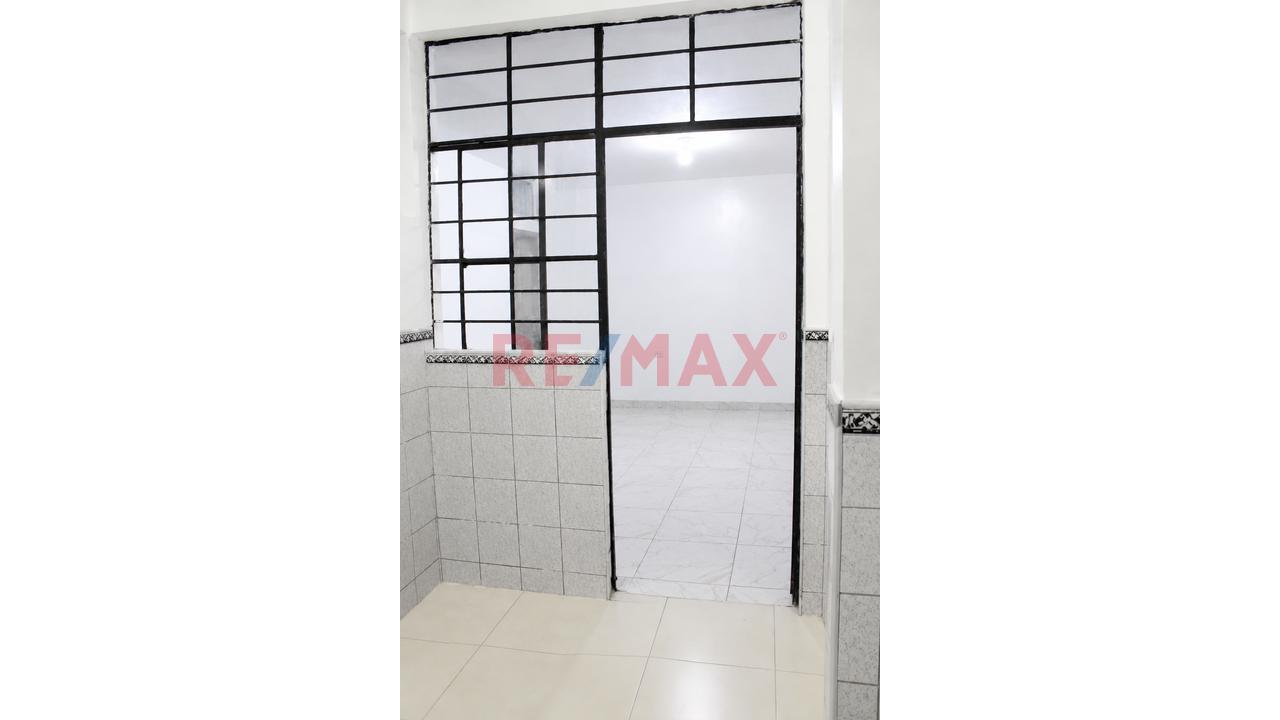 Venta De Departamento En San Martín De Porres, Avenida Perú Con 12 De Octubre — foto 5