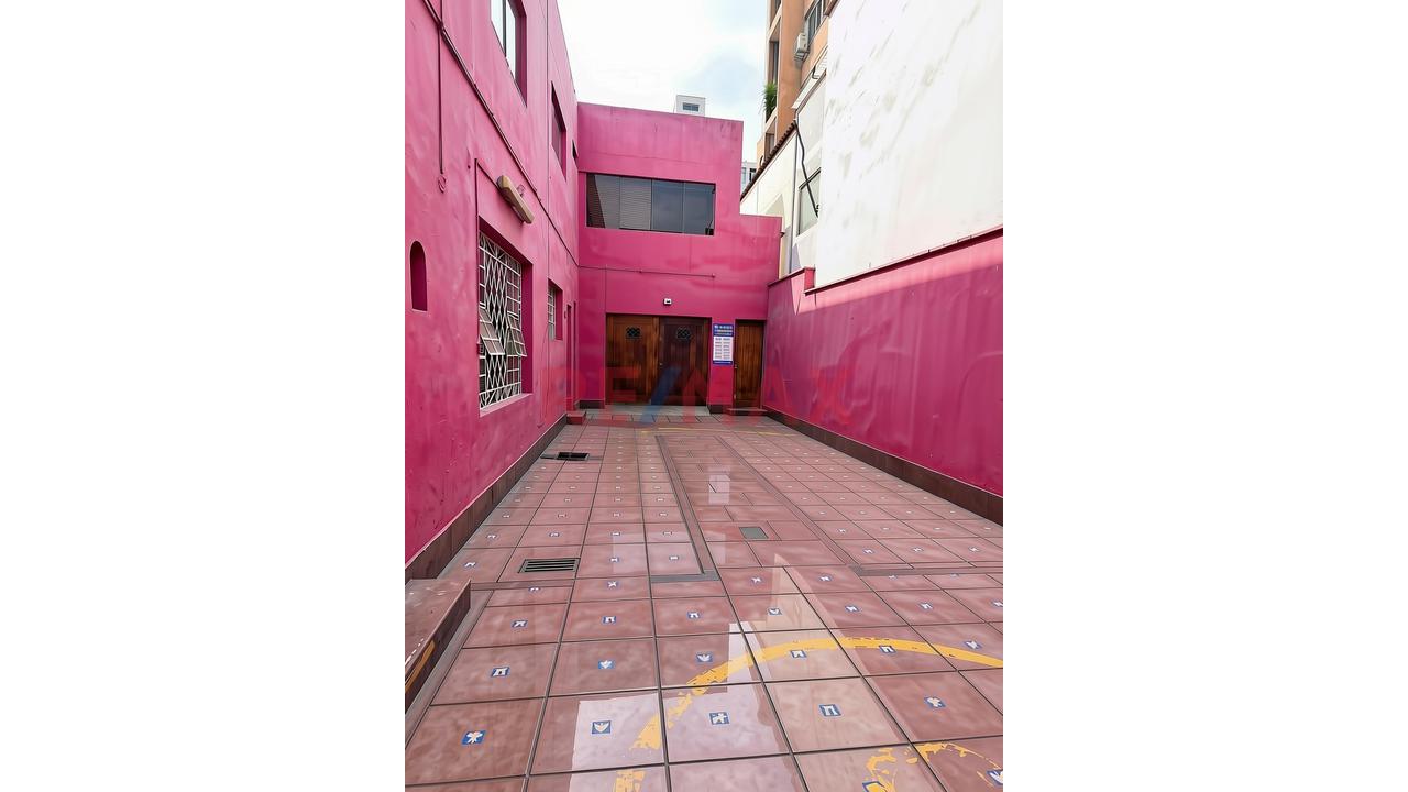 Local Comercial En Plena Avenida Andres A. Aramburu - 6