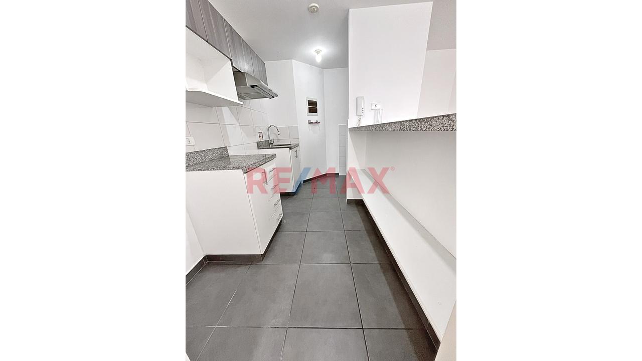 Vendo Iluminado Departamento De 62 M² En Magdalena Del Mar: Confort Y Cochera Incluida — foto 4