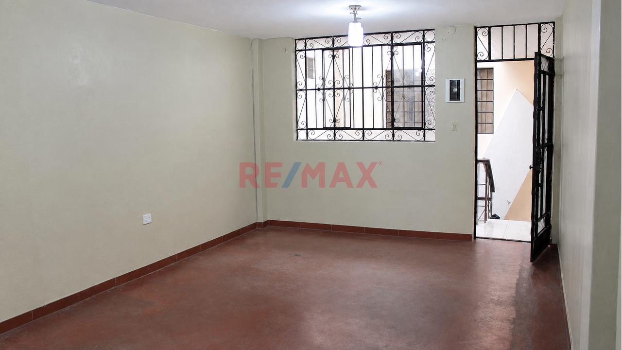 Venta De Departamento En San Martín De Porres, Avenida Perú Con 12 De Octubre — foto 4