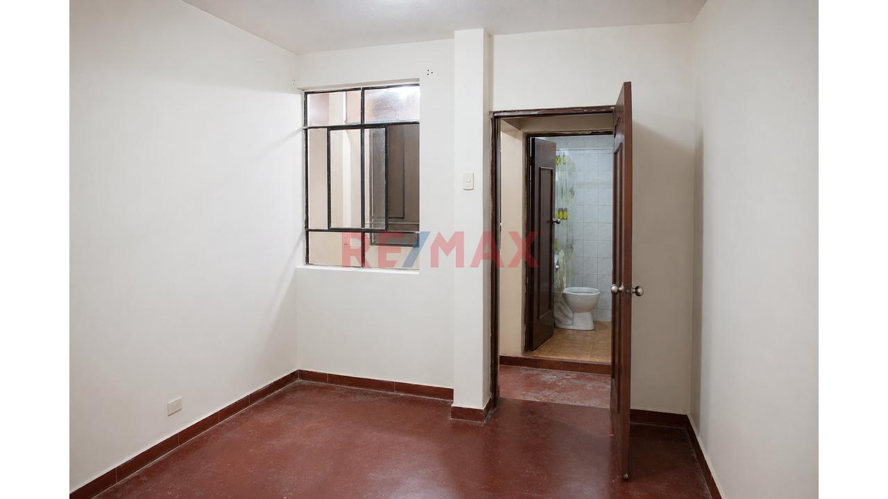 Venta De Departamento En San Martín De Porres, Avenida Perú Con 12 De Octubre — foto 2