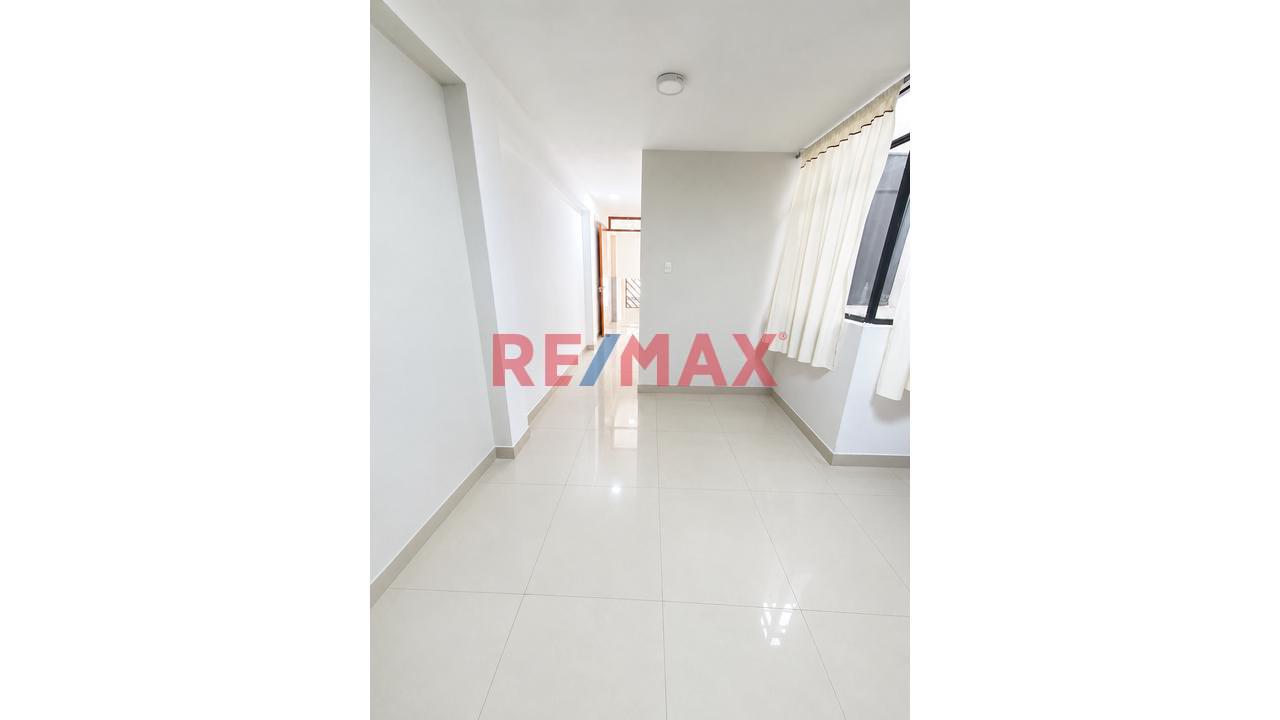 Venta De Departamento En San Martín De Porres, Urb. Coopip