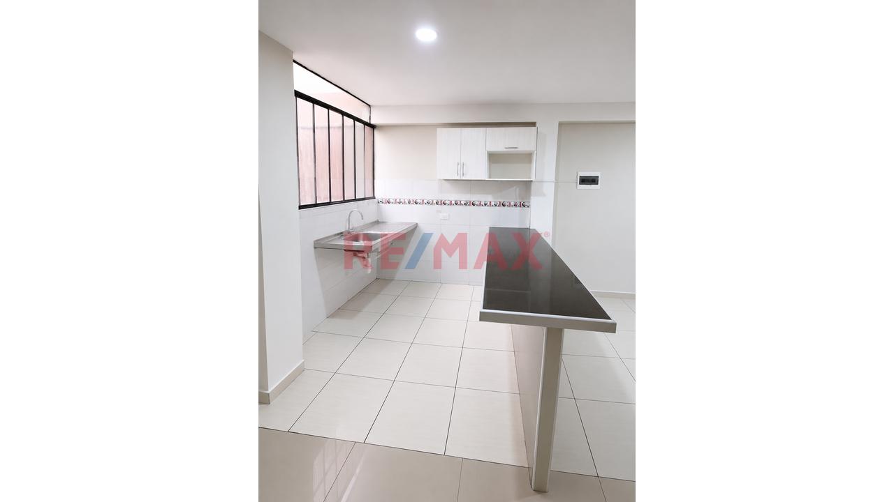Venta De Departamento En San Martín De Porres, Urb. Coopip — foto 4