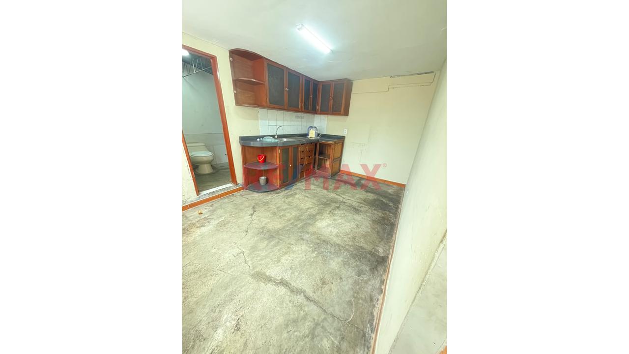 Alquila(Solo A Empresas )Un Amplio Local Comercial En Plena Av. Alameda Sur – Chorrillos - 10