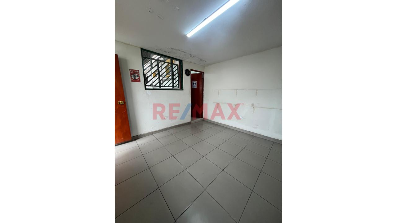 Alquila(Solo A Empresas )Un Amplio Local Comercial En Plena Av. Alameda Sur – Chorrillos - 8