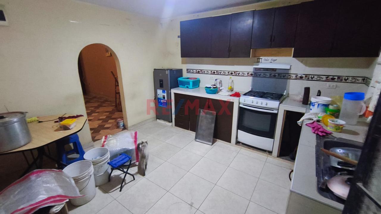 Casa Comercial En Alquiler Solo Para Empresas Cualquier Rubro En Peruarbo En Cerro Colorado — foto 5