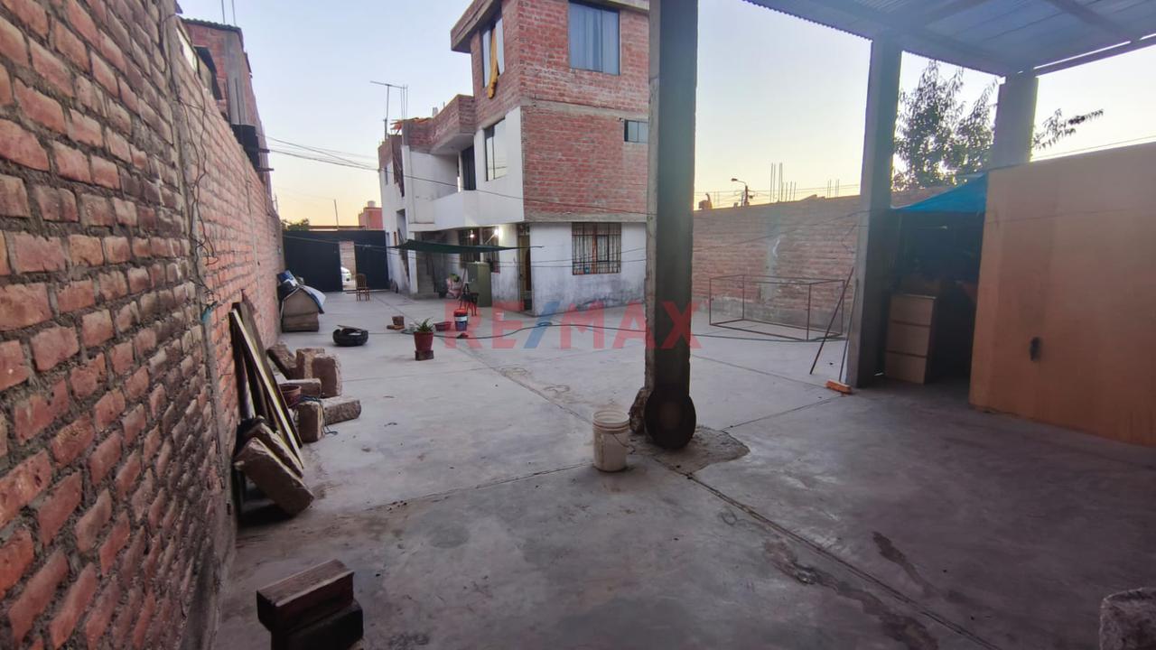 Casa Comercial En Alquiler Solo Para Empresas Cualquier Rubro En Peruarbo En Cerro Colorado — foto 6