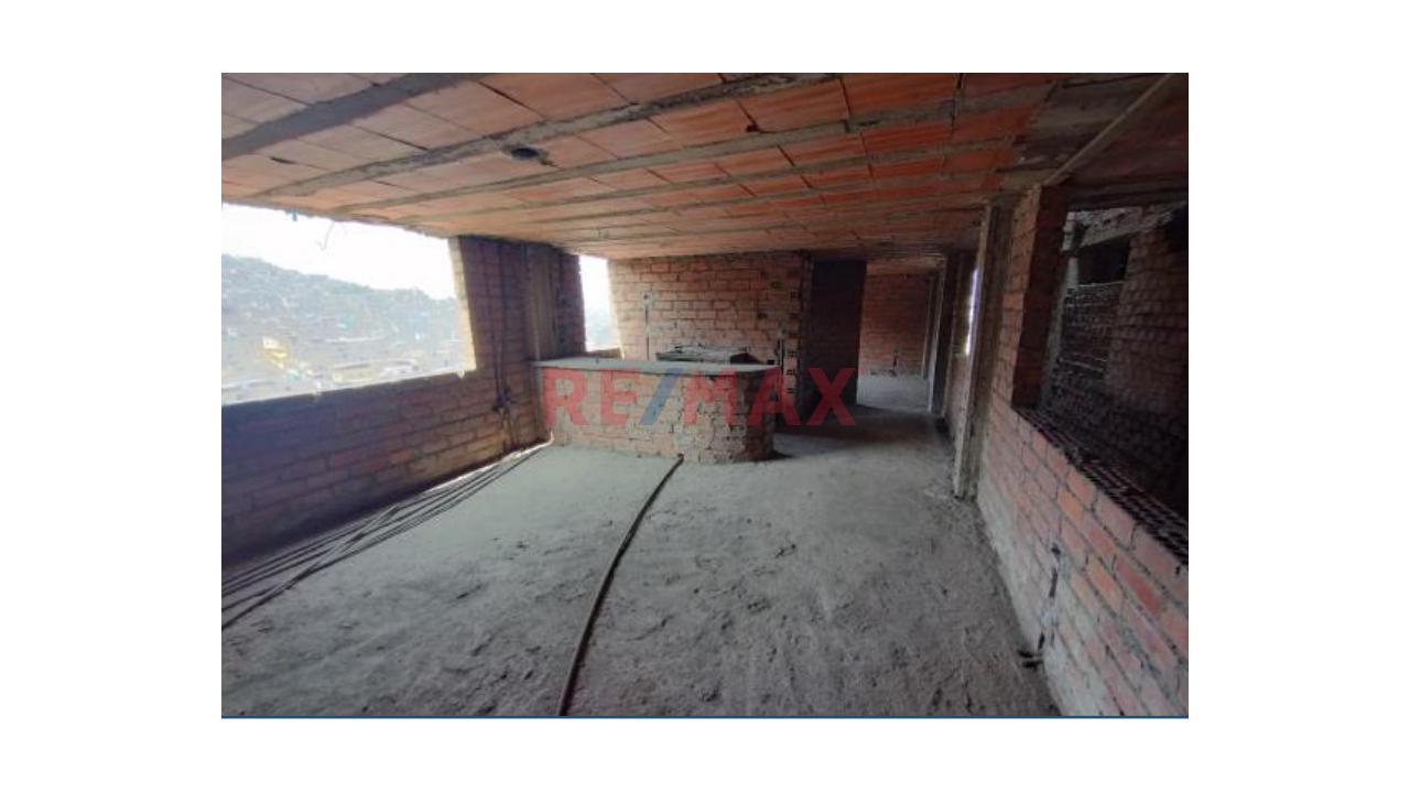 Venta Edificio En El Rimac - 3 Pisos Construidos - 3