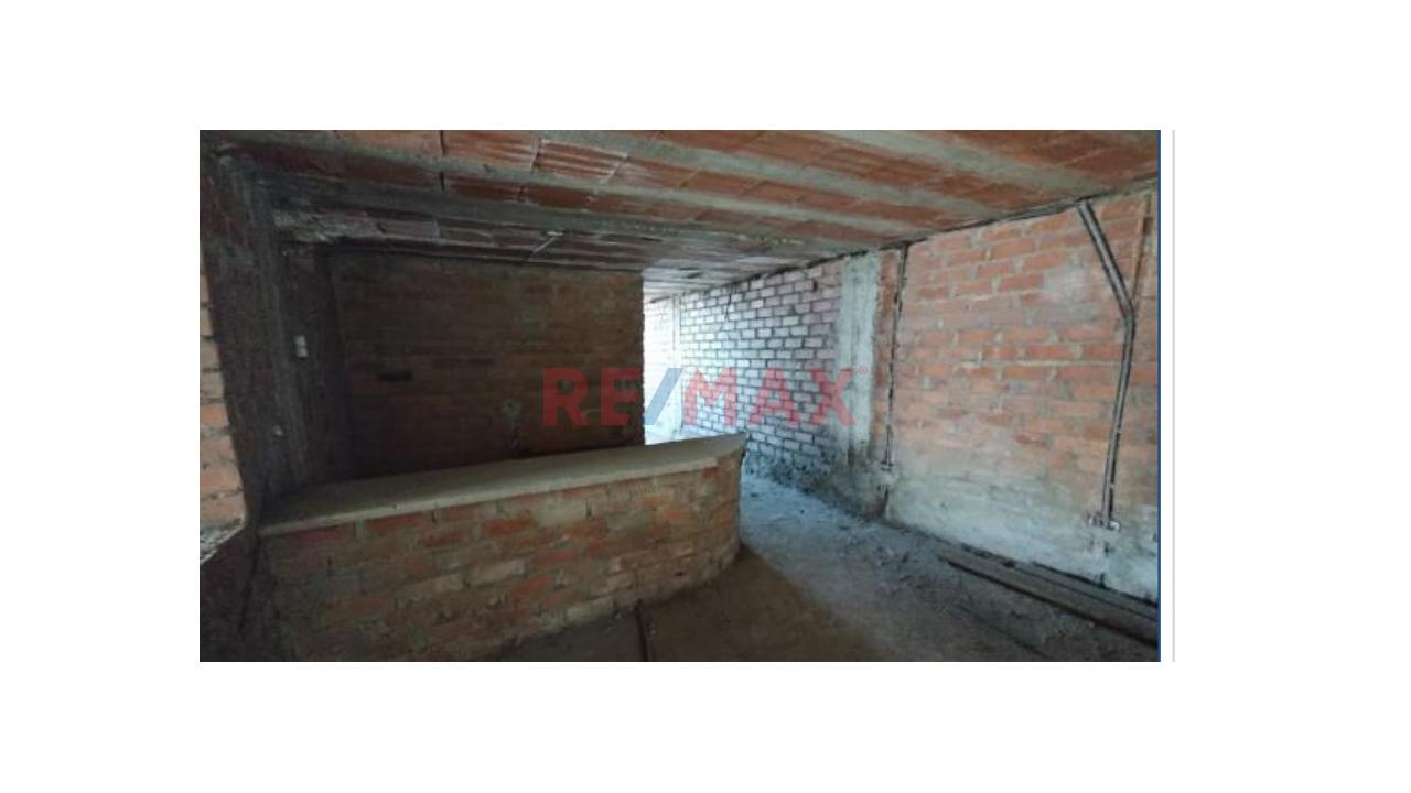 Venta Edificio En El Rimac - 3 Pisos Construidos - 16