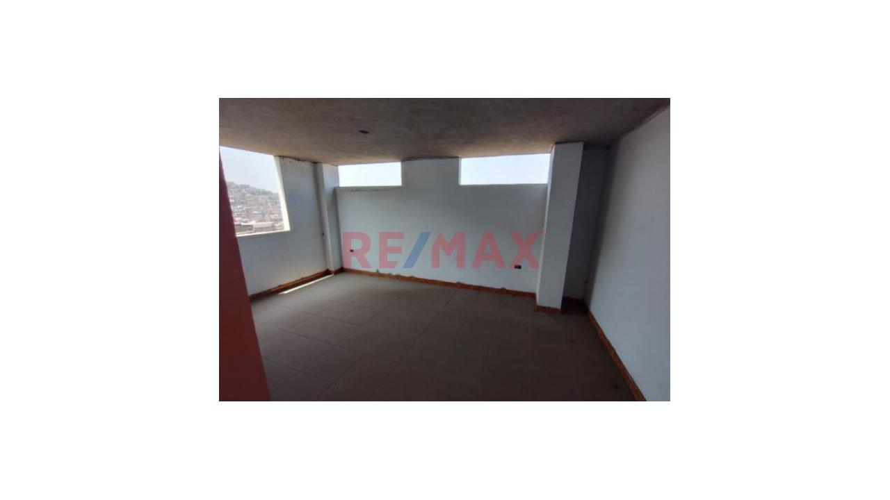 Venta Edificio En El Rimac - 3 Pisos Construidos - 10