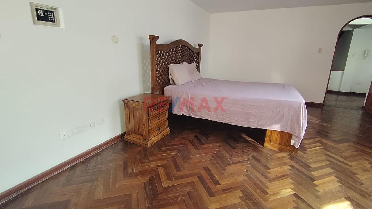 Alquiler De Mini Departamento Semiamoblado En La Molina – 38 M² - 2