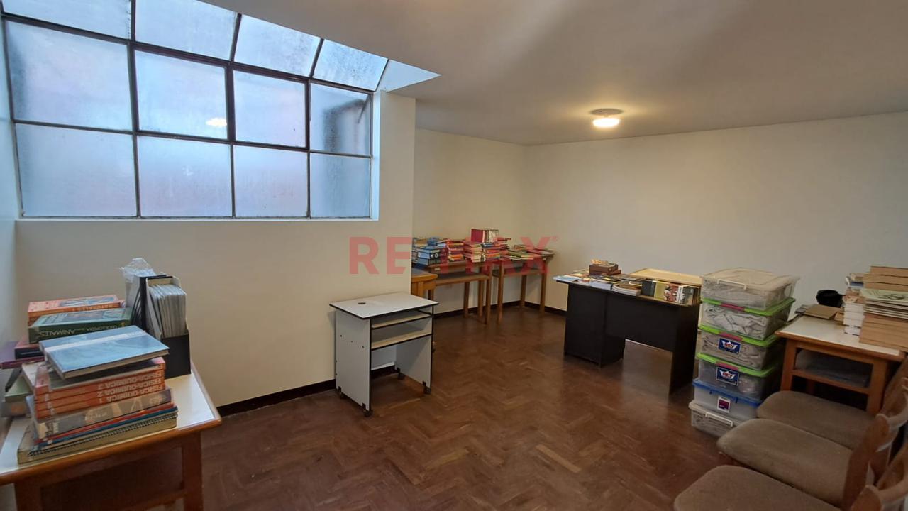 Se Alquila 3 Oficinas En 2° Piso,, Urb Victoria, Cercado, Arequipa - 3