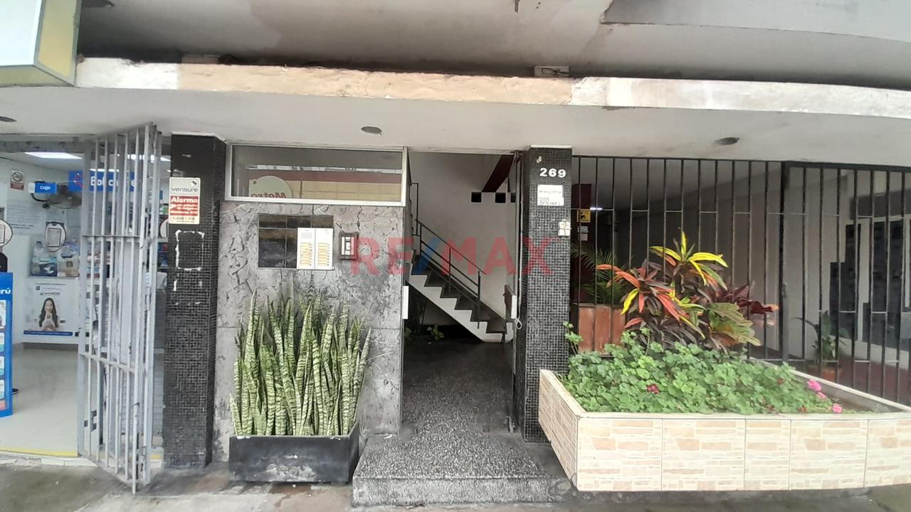 Venta De Departamento En Urb. Limatambo Surquillo — foto 15
