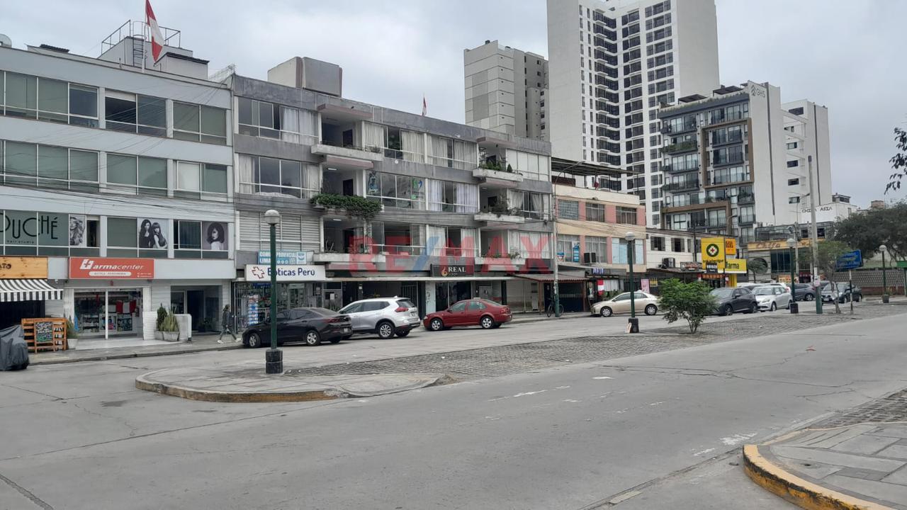 Venta De Departamento En Urb. Limatambo Surquillo — foto 2