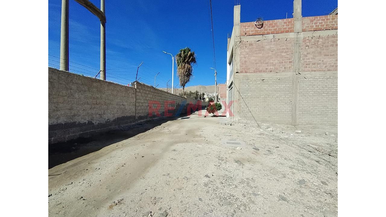 Venta De Terreno En Urb. 7 De Mayo - 4